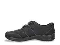 Sindy Slip-On
