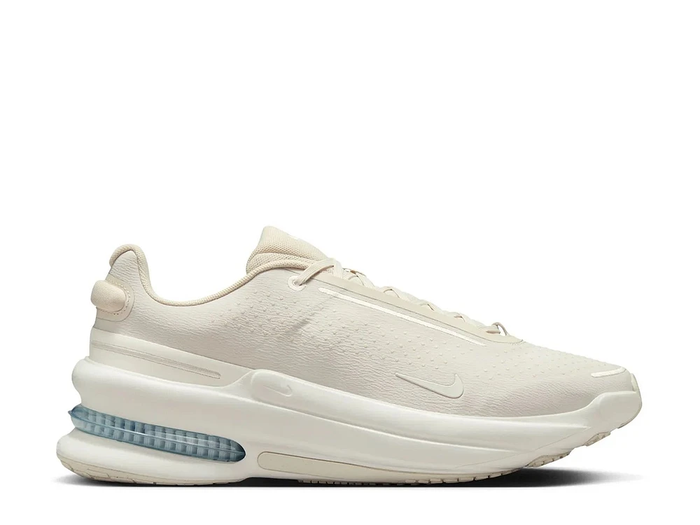 Air Zoom Upturn Running Shoe