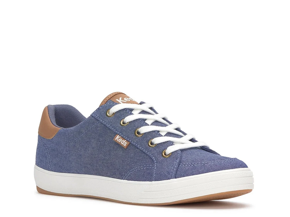 Center III Sneaker