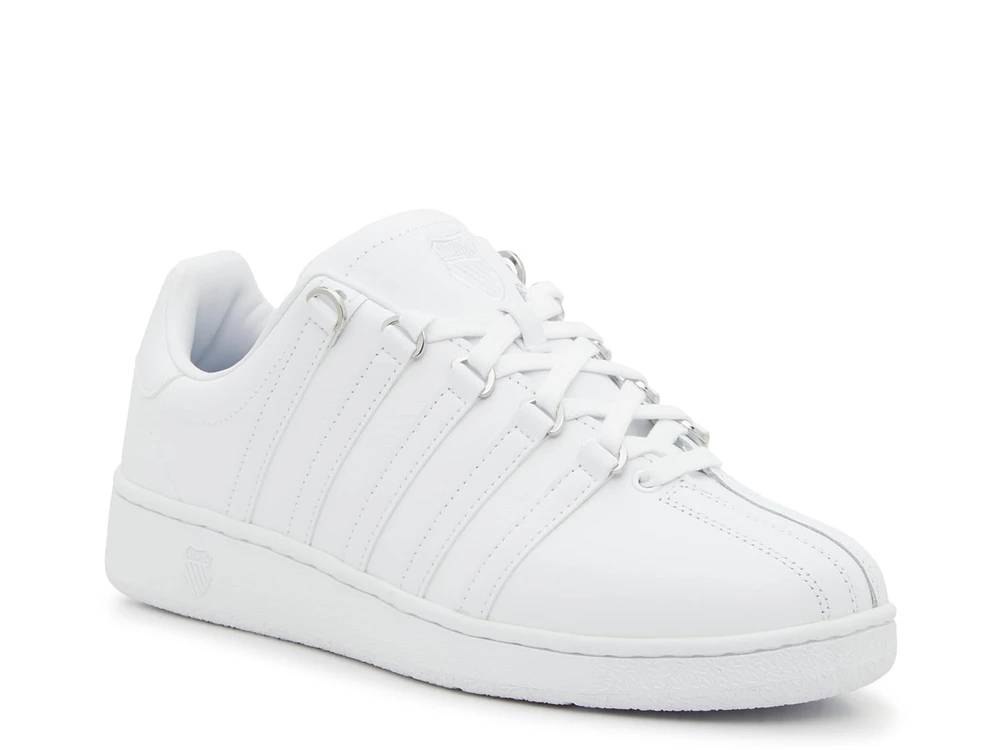 Classic VN Sneaker