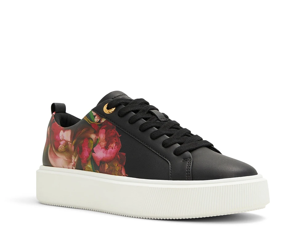 Avery Sneaker