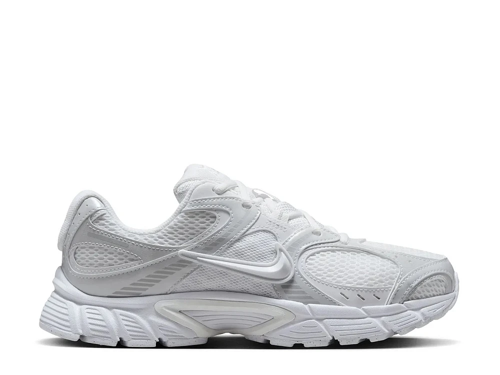 V5 RNR Sneaker