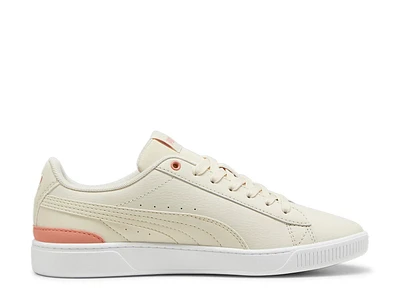 Vikky v3 Sneaker - Women's