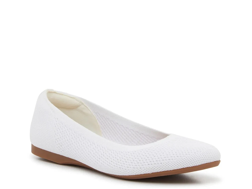 Emila Flat