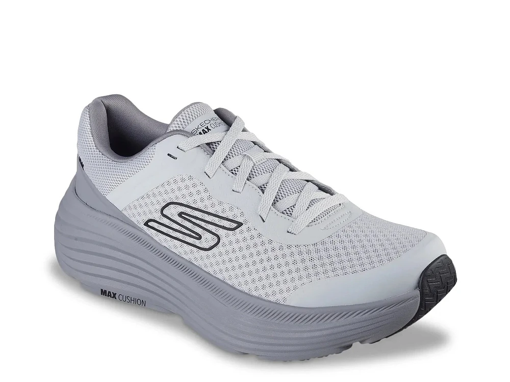 Max Cushioning Endeavour Sneaker