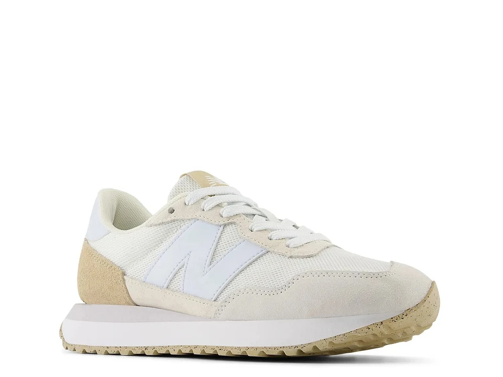 237 Sneaker - Women's