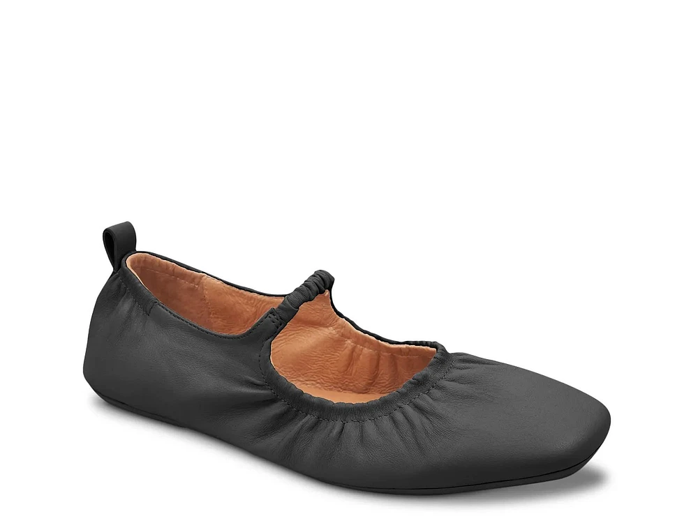 Lennon Mary Jane Flat