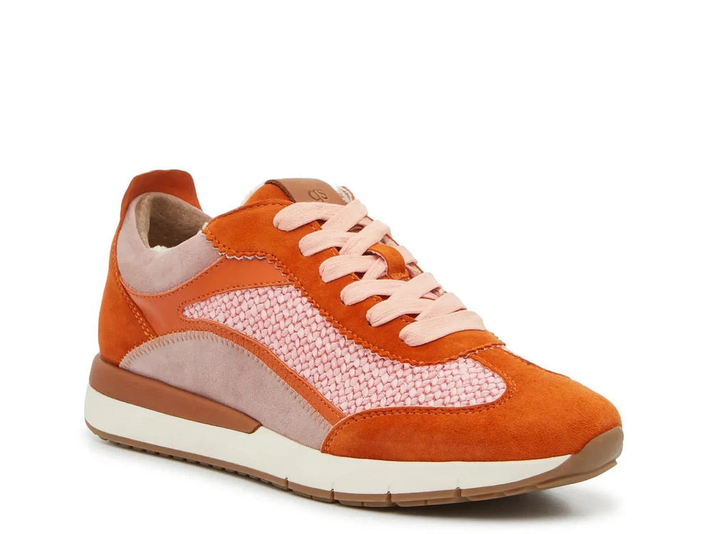 Juno Sneaker
