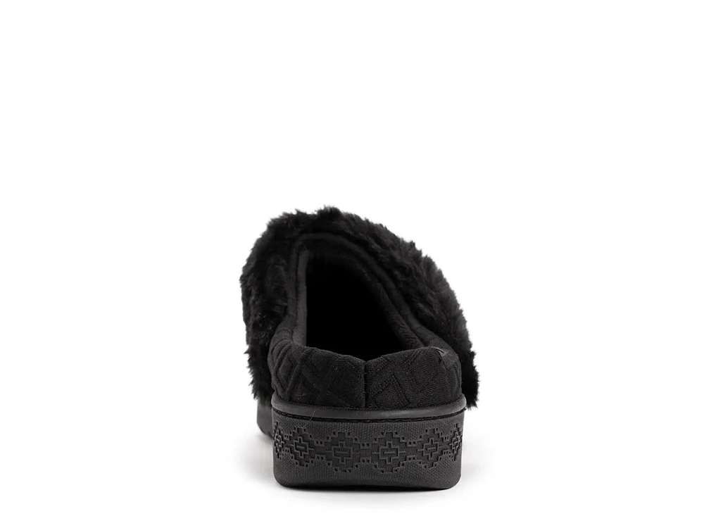 Quianna Lee Slipper