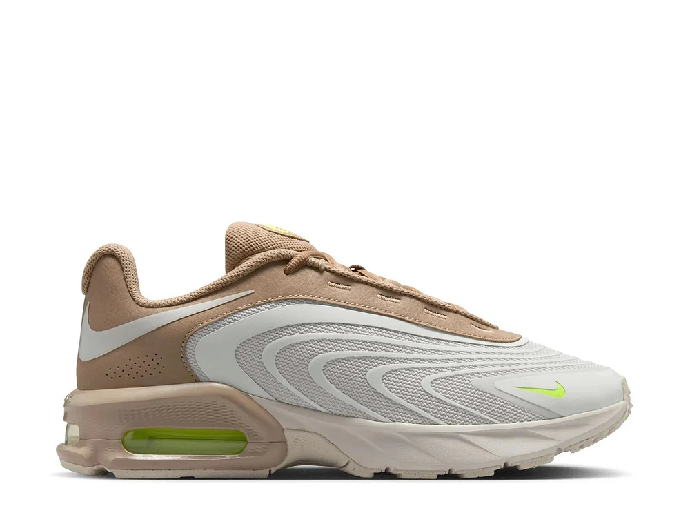 Air Max Fire Sneaker