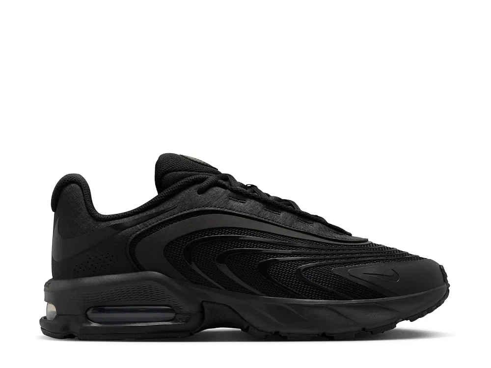 Air Max Fire Sneaker