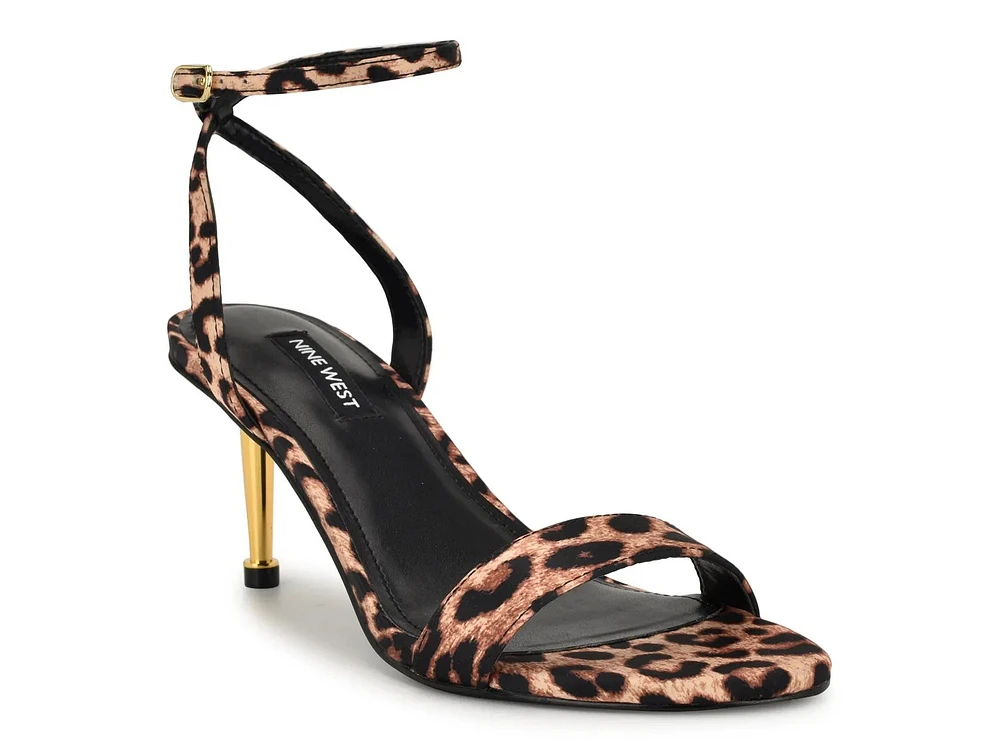 Nanny Sandal