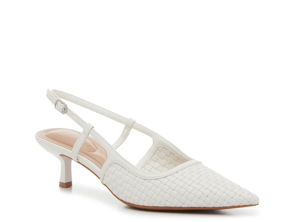 Lorelai Pump