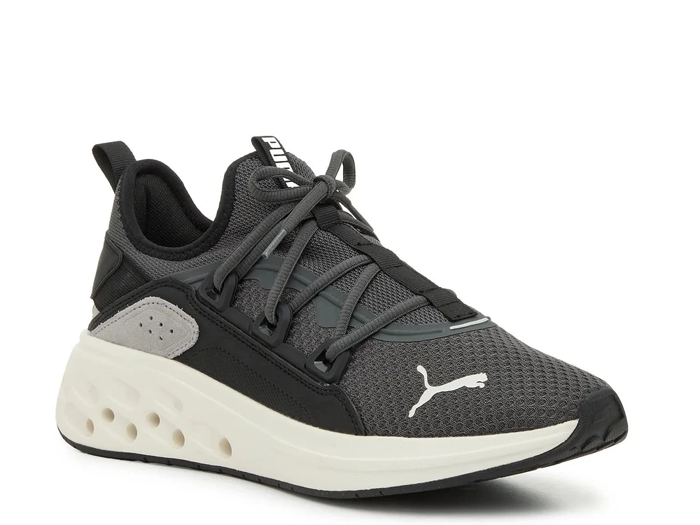 Softride Frequence Street Sneaker