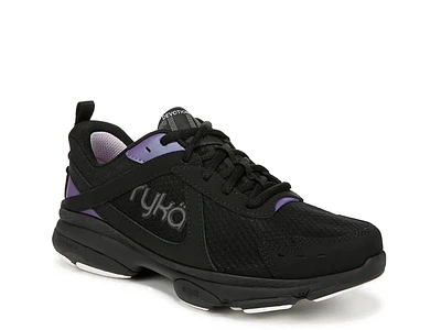 Devotion XT 3 Training Sneaker