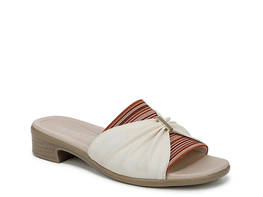 Paradise Sandal