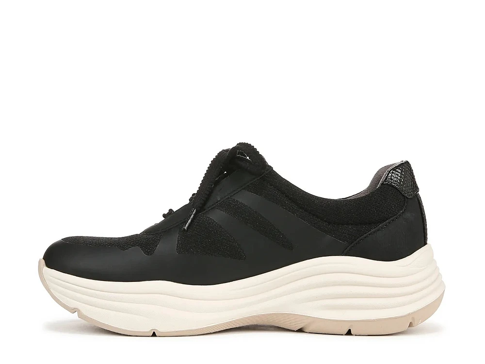 Impulse Sneaker