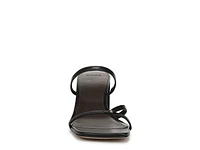 Ona Sandal