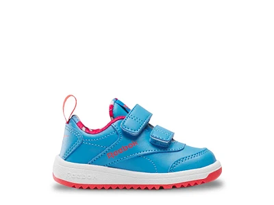Weebok Clasp Low Sneaker