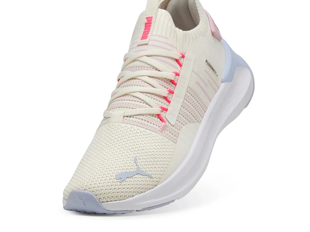 Softride Symmetry Fuzion Sneaker