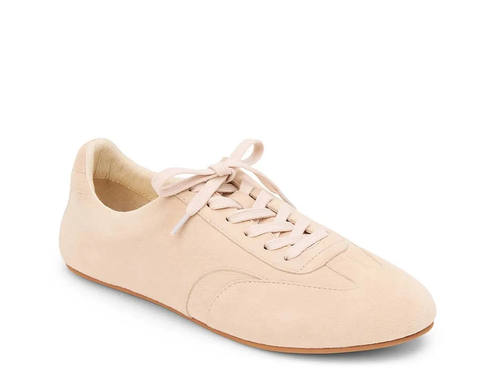 Zeke Sneaker