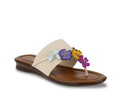 Ayelen Sandal