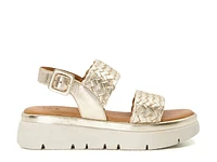 Lorris Core Sandal