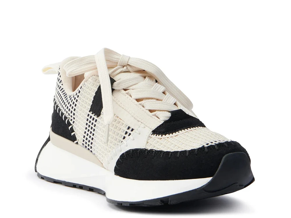 Lantana Sneaker