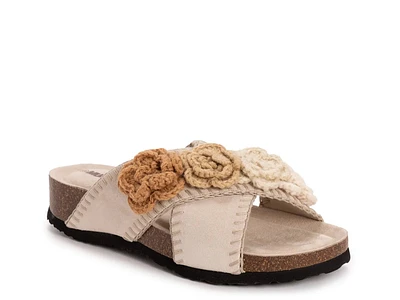Penelope Sandal