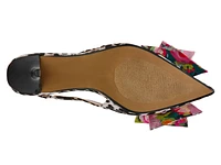Claira Pump