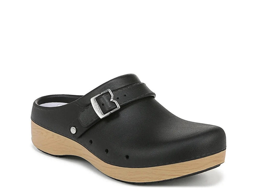 Feel Chill Clog