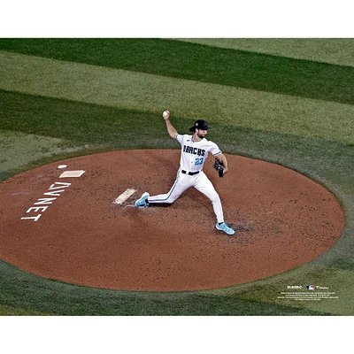 Maillot blanc non signé de Zac Gallen, lanceur des Diamondbacks l'Arizona, photo ci-dessus