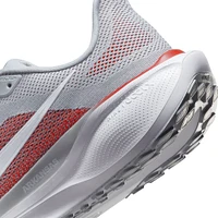 Chaussures de course unisexes Nike Arkansas Razorbacks Zoom Pegasus 41 Gris