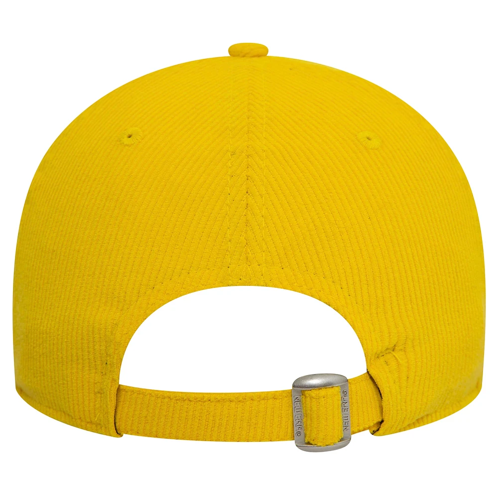Casquette ajustable 9FORTY ton sur ton en velours côtelé AS Roma New Era pour homme jaune