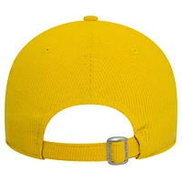 Casquette ajustable 9FORTY ton sur ton en velours côtelé AS Roma New Era pour homme jaune