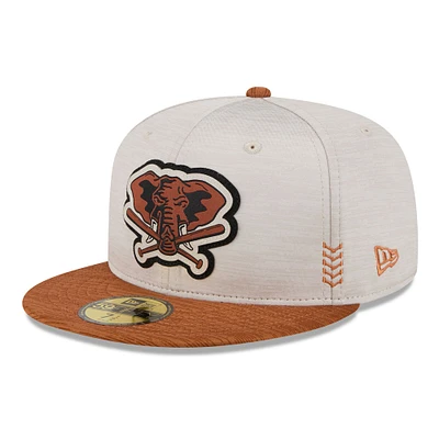 Casquette ajustée New Era Athletics 2024 Clubhouse 59FIFTY pour homme, couleur pierre/marron
