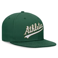 Men's Nike Green Athletics Performance Fitted Hat