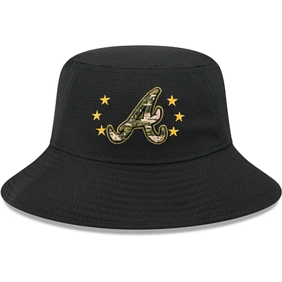 Chapeau bob noir pour la Journée des forces armées des Atlanta Braves 2024 New Era pour homme