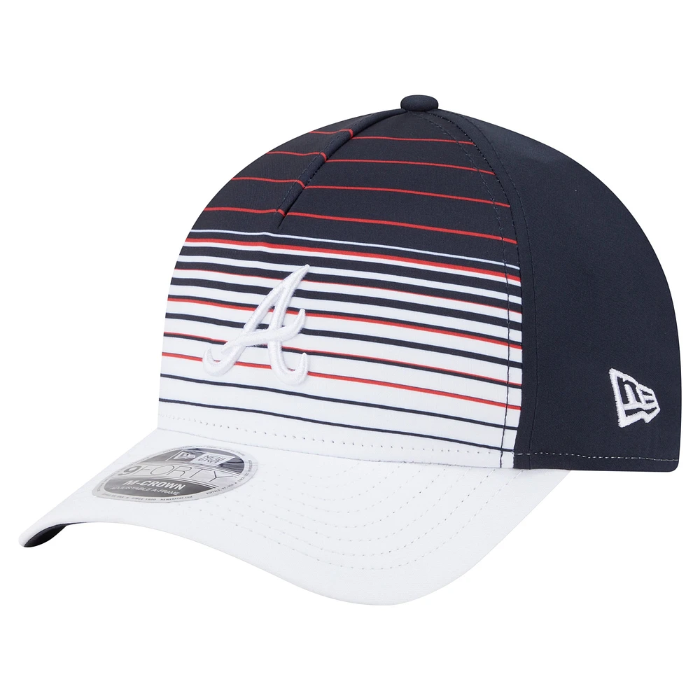 Men's New Era Navy Atlanta Braves Gradient 9FORTY M-Crown Adjustable Hat