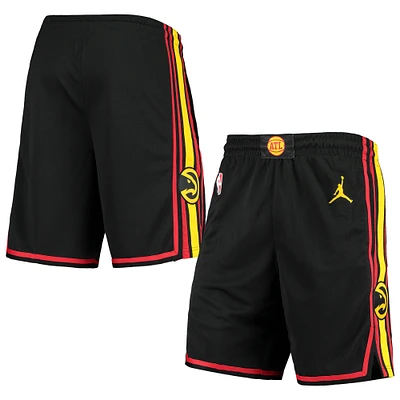 Short Swingman Jordan Brand noir pour hommes des Atlanta Hawks Statement Edition