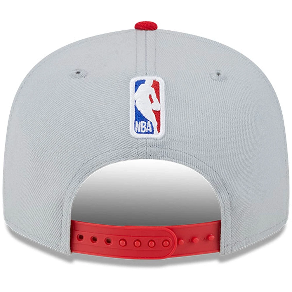 Men's New Era Gray/Red Atlanta Hawks Tip-Off Two-Tone 9FIFTY Snapback Hat