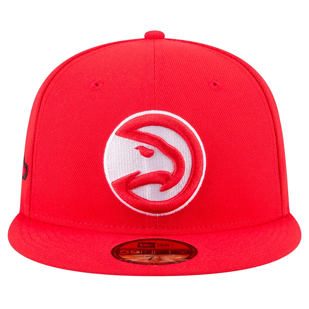 Men's New Era Red Atlanta Hawks Throwback Pennant 59FIFTY Fitted Hat