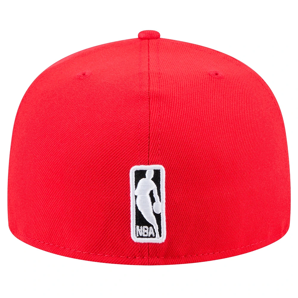 Men's New Era Red Atlanta Hawks Throwback Pennant 59FIFTY Fitted Hat