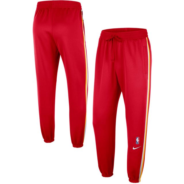 Pantalon de performance sur le court Nike Atlanta Hawks 75th Anniversary Showtime pour homme, rouge