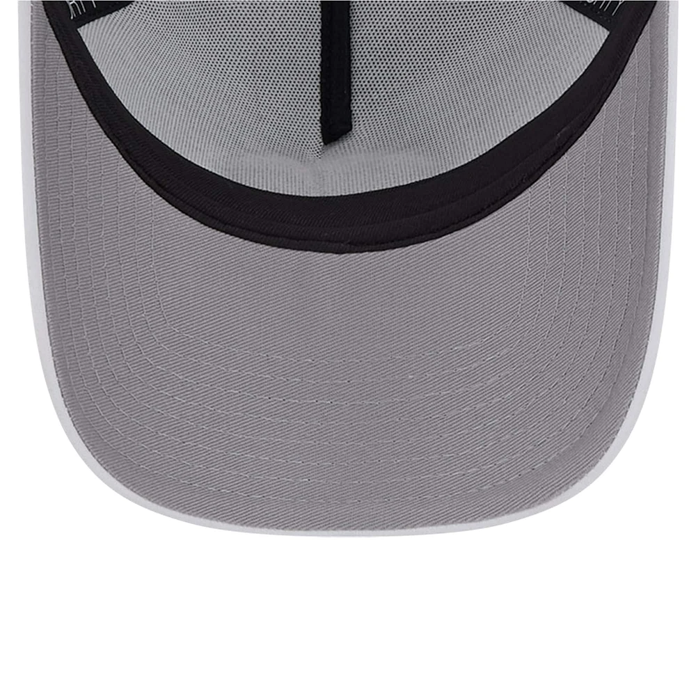 Men's New Era White Auburn Tigers Wink Foam Trucker Adjustable Hat