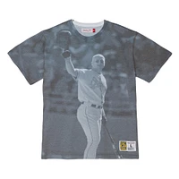Mitchell & Ness Cal Ripken Jr. Baltimore Orioles Cooperstown Collection Highlight T-shirt graphique de joueur sublimé pour hommes
