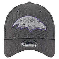 Men's New Era Graphite Baltimore Ravens  Main 39THIRTY Flex Hat