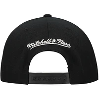 Men's Mitchell & Ness  Black Boston Bruins Team Snapback Hat