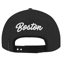 Men's Pro Standard Black Boston Bruins Paint the City Pinch Front Snapback Hat