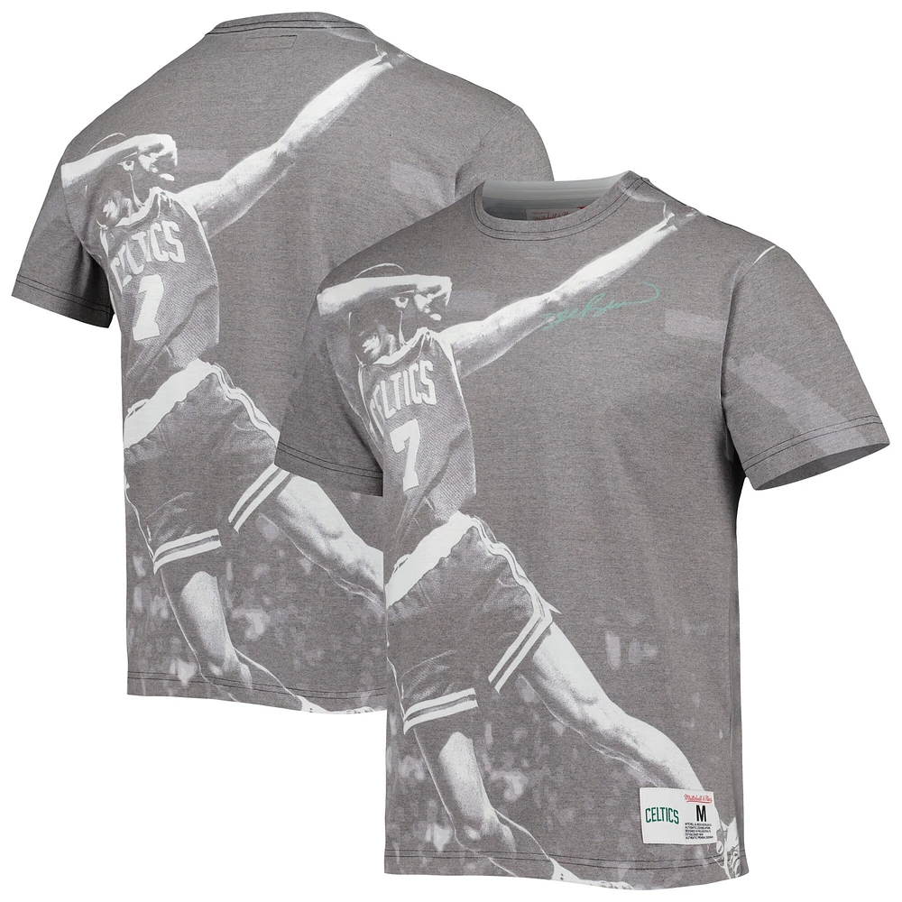 T-shirt Mitchell & Ness Dee Brown Heather Grey Boston Celtics Above The Rim pour hommes